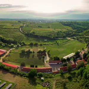 2* Bed & Breakfast Matyus Udvarhaz Kengyel Fogado