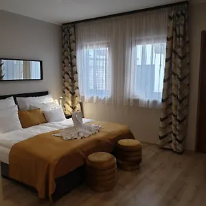  Bed & Breakfast Indium Panzio