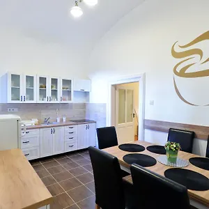 Apartament Foter, Eger