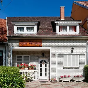 Apartament Pajdos Vendeghaz, Eger