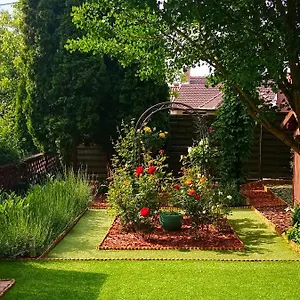 Valentina Apartman Eger
